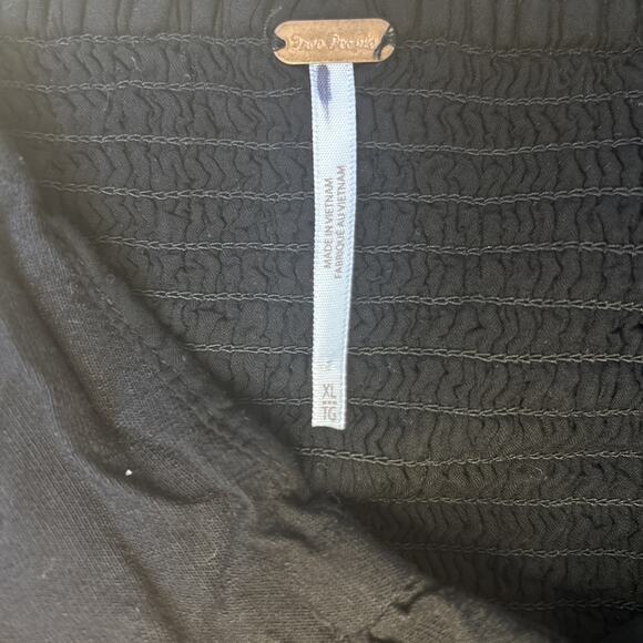 Free People Black One-Shoulder Ruffle Tank Top Edgy Festival Edgy Sz XL - Picture 3 of 6